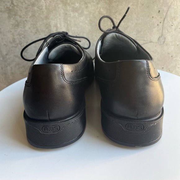 Johnston & Murphy Maddox Cap Toe - Picture 4 of 6